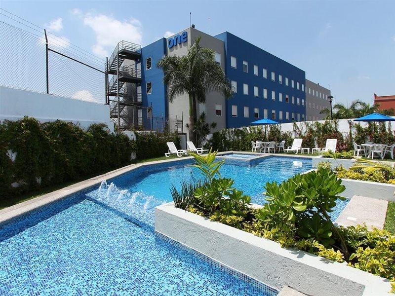 hotel one cuernavaca morelos